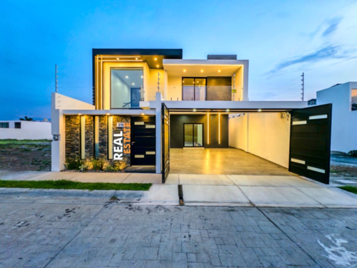 Casa en Colinas de Santa Fe, Colima, foto 2